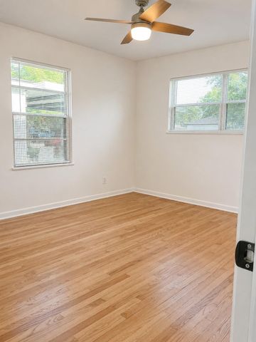 1008 Wright Boulevard, Baytown, TX 77520
