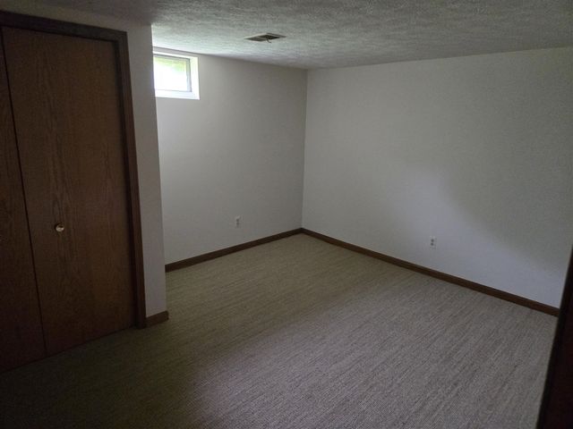 5827 Pine View Drive, Ypsilanti, MI 48197