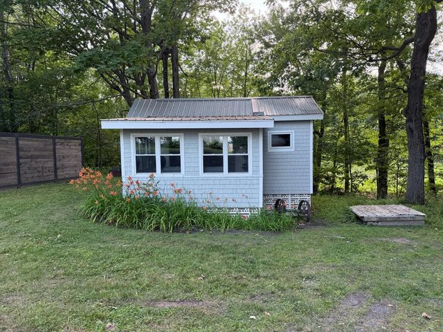 274 Stone Gate Lane, North Hero, VT 05474