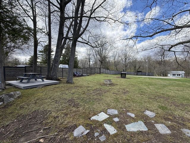 274 Stone Gate Lane, North Hero, VT 05474