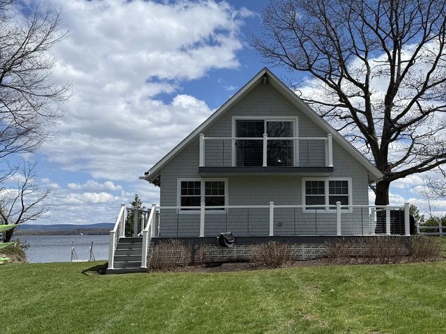 274 Stone Gate Lane, North Hero, VT 05474