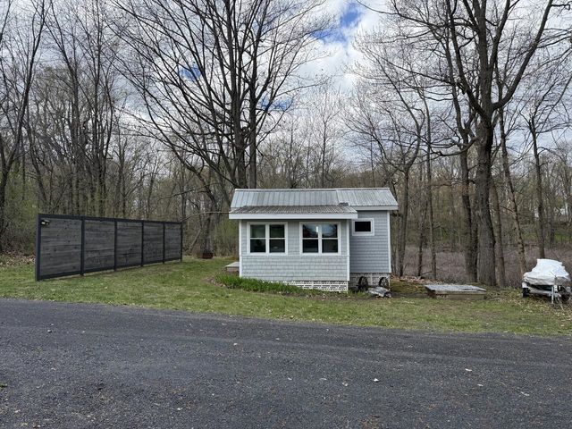 274 Stone Gate Lane, North Hero, VT 05474