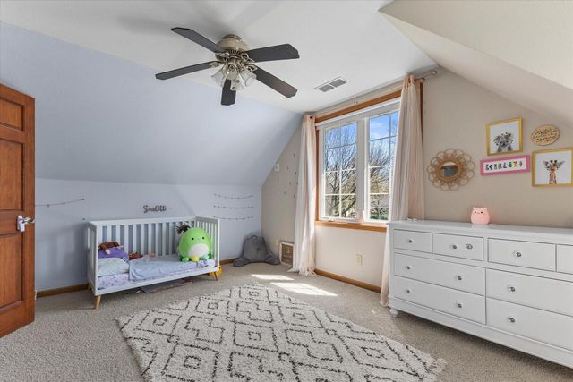 7826 W Cold Spring ROAD, Greenfield, WI 53220
