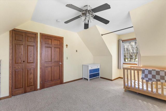 7826 W Cold Spring ROAD, Greenfield, WI 53220