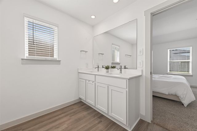 7710 Murciana Drive, Rosharon, TX 77583