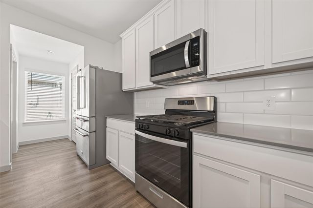 7710 Murciana Drive, Rosharon, TX 77583