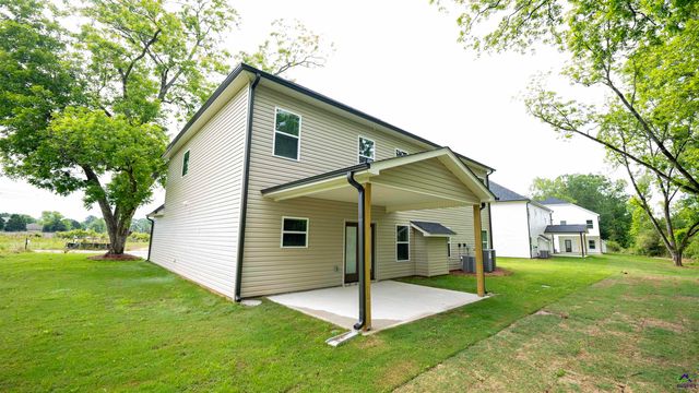 123 Bluecoat Trail, Byron, GA 31008