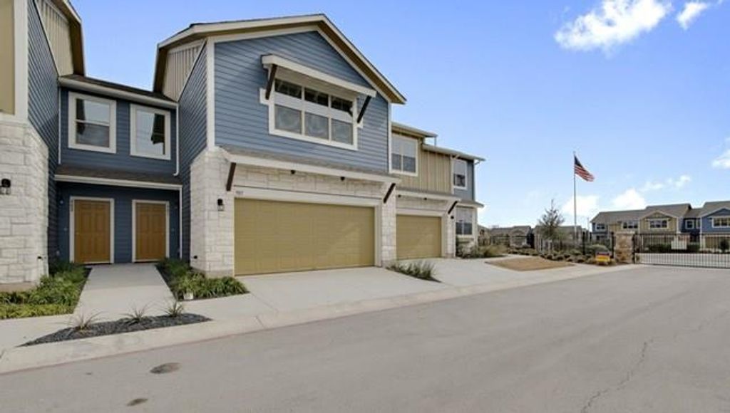 516 E Slaughter LN 1503, Austin, TX 78744