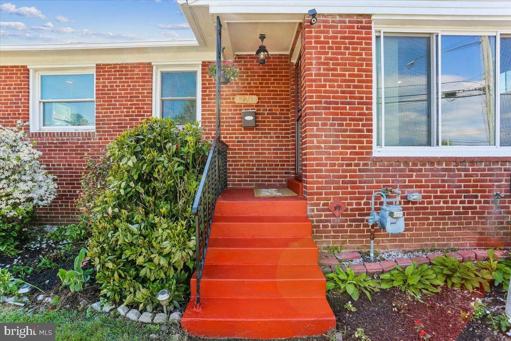Image 14 of property listing at 12218 CONNECTICUT AVE, Silver Spring, MD 20902