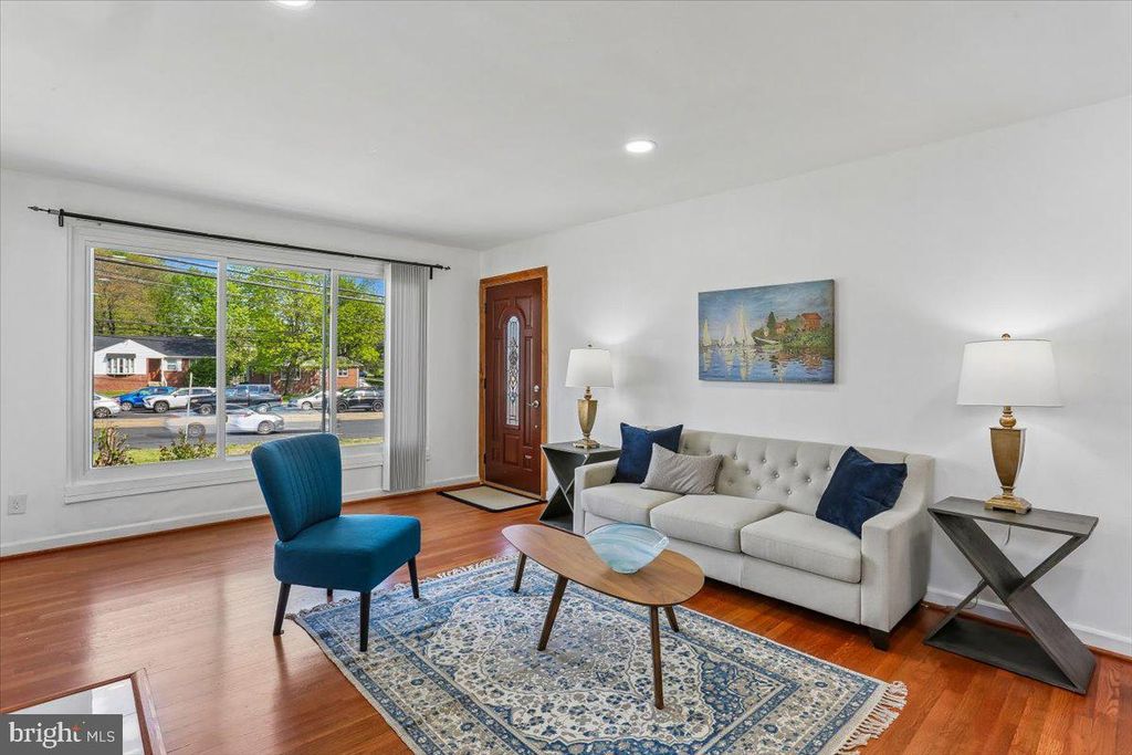 Image 17 of property listing at 12218 CONNECTICUT AVE, Silver Spring, MD 20902