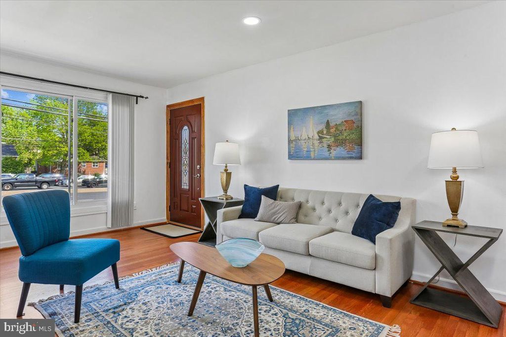 Image 19 of property listing at 12218 CONNECTICUT AVE, Silver Spring, MD 20902