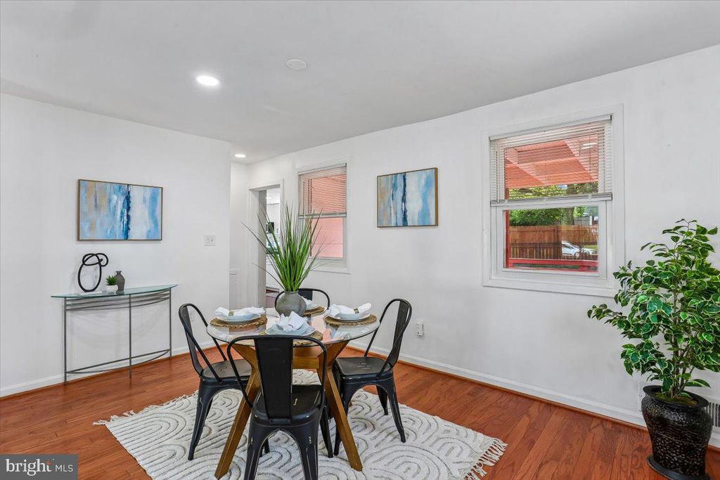 Image 24 of property listing at 12218 CONNECTICUT AVE, Silver Spring, MD 20902