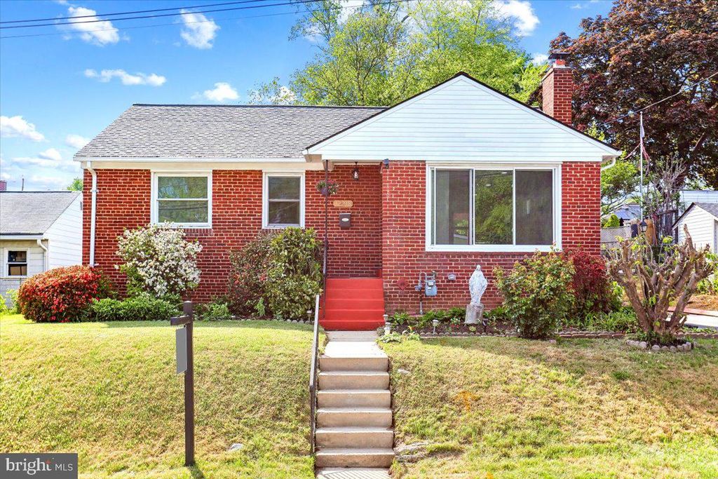 Image 3 of property listing at 12218 CONNECTICUT AVE, Silver Spring, MD 20902