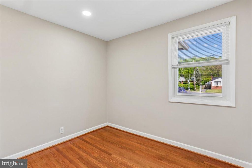 Image 39 of property listing at 12218 CONNECTICUT AVE, Silver Spring, MD 20902