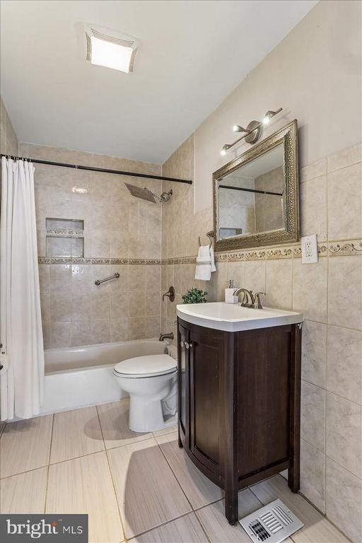 Image 48 of property listing at 12218 CONNECTICUT AVE, Silver Spring, MD 20902