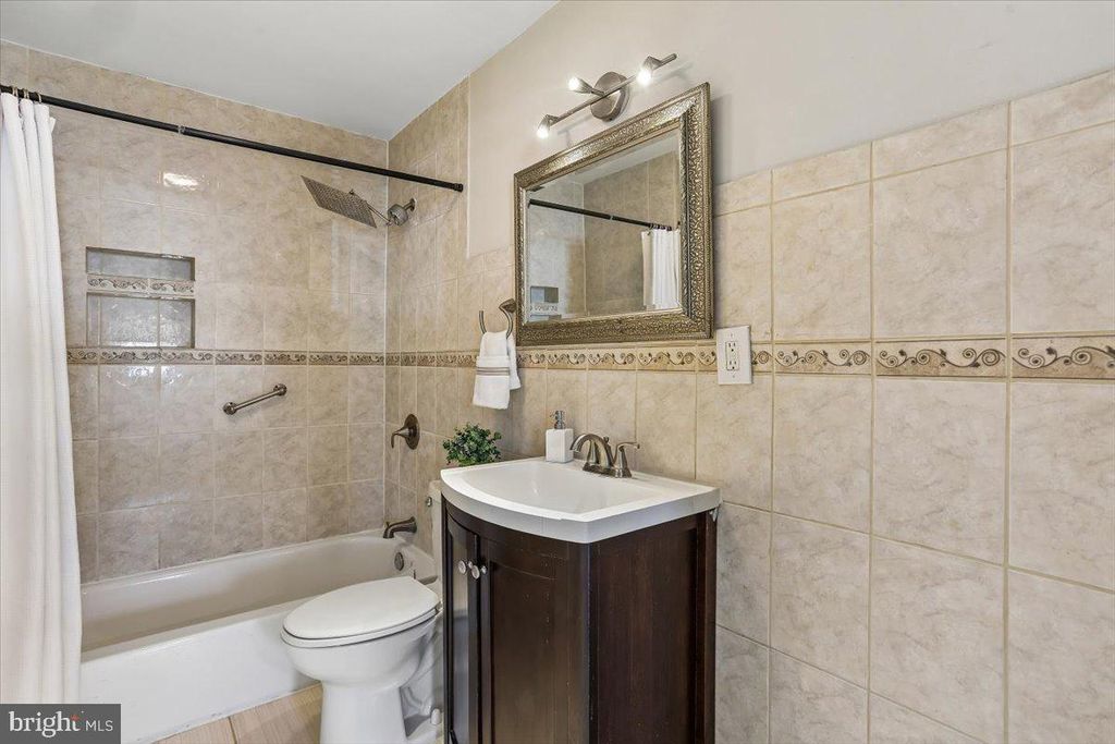 Image 49 of property listing at 12218 CONNECTICUT AVE, Silver Spring, MD 20902