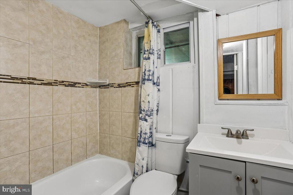 Image 58 of property listing at 12218 CONNECTICUT AVE, Silver Spring, MD 20902