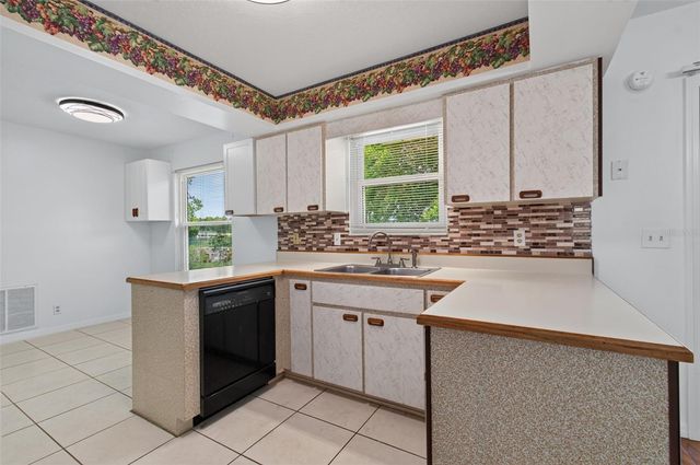 3341 NW 44TH COURT, Ocala, FL 34482
