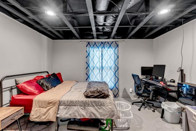 6330 SE 84th St, Newton, KS 67114