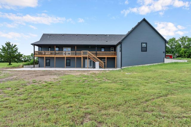 6330 SE 84th St, Newton, KS 67114
