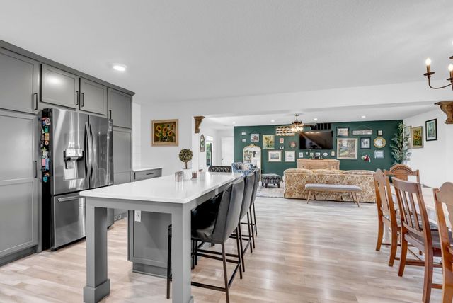 6330 SE 84th St, Newton, KS 67114