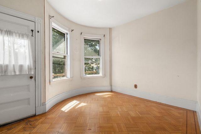 28 Boylston 2, Boston, MA 02130