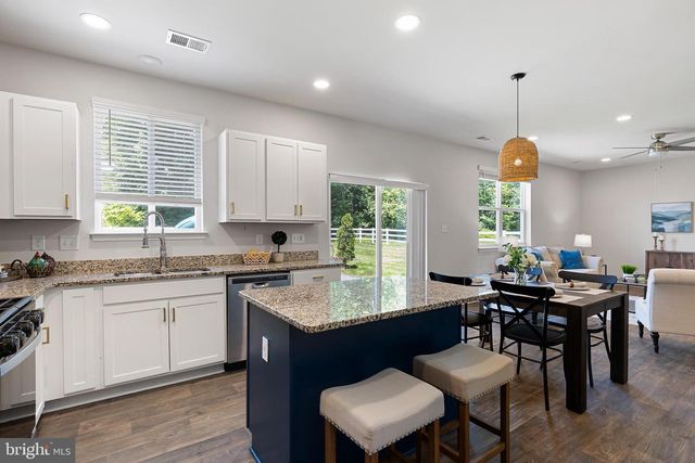879 RED MAPLE RD, Smyrna, DE 19977