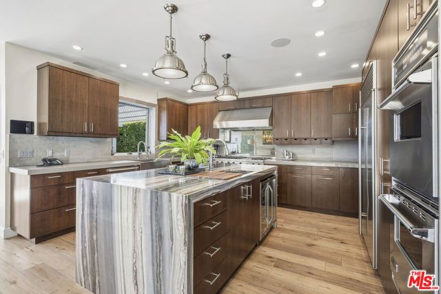 3631 SERRA Road, Malibu, CA 90265