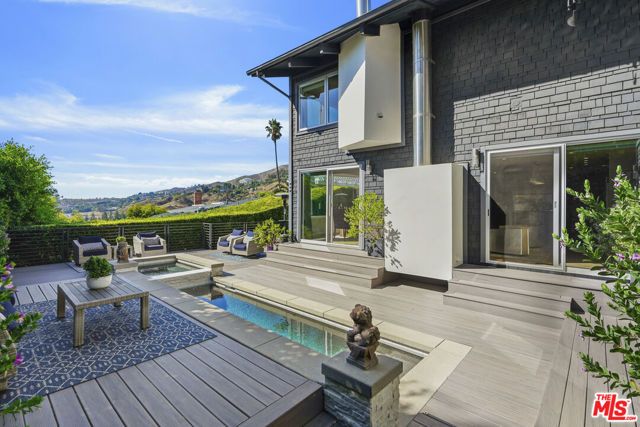 3631 SERRA Road, Malibu, CA 90265