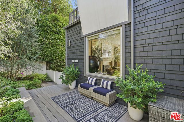 3631 SERRA Road, Malibu, CA 90265