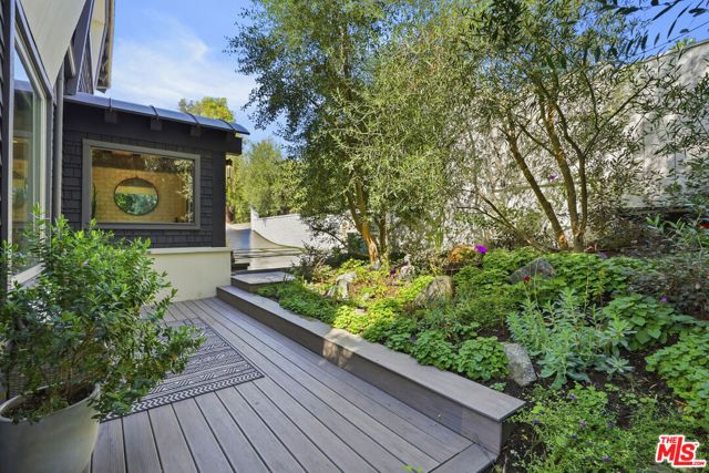 3631 SERRA Road, Malibu, CA 90265