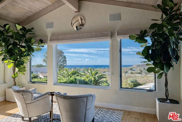 3631 SERRA Road, Malibu, CA 90265