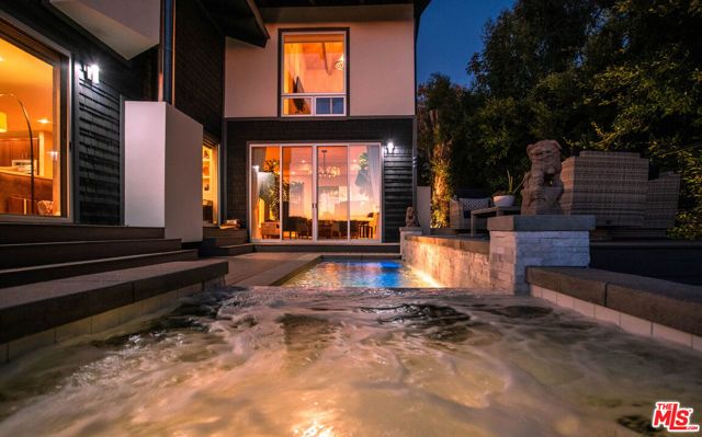 3631 SERRA Road, Malibu, CA 90265