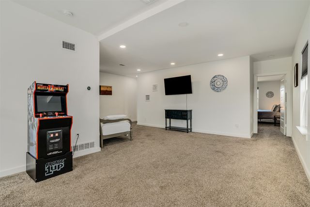 3725 Toronto Street, Dallas, TX 75212