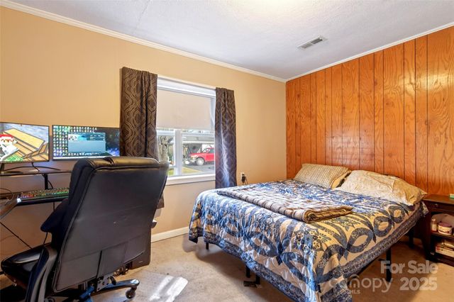 60 Greenwood Drive, Marion, NC 28752