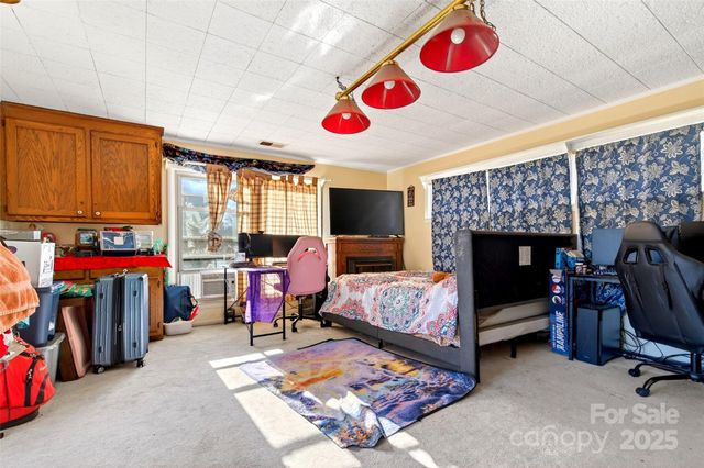 60 Greenwood Drive, Marion, NC 28752