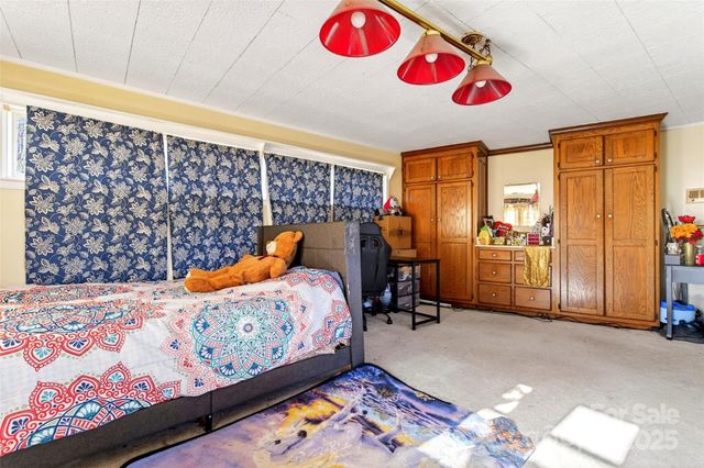 60 Greenwood Drive, Marion, NC 28752