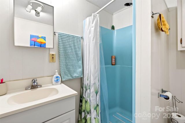 60 Greenwood Drive, Marion, NC 28752