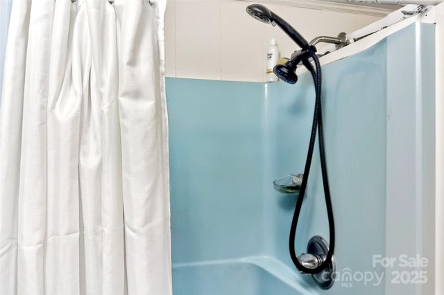 60 Greenwood Drive, Marion, NC 28752