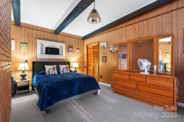 60 Greenwood Drive, Marion, NC 28752