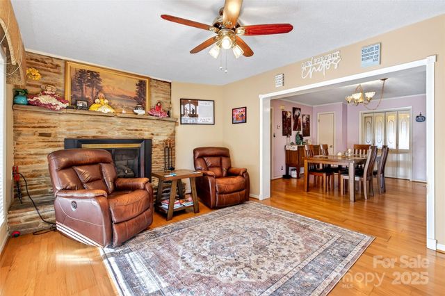 60 Greenwood Drive, Marion, NC 28752