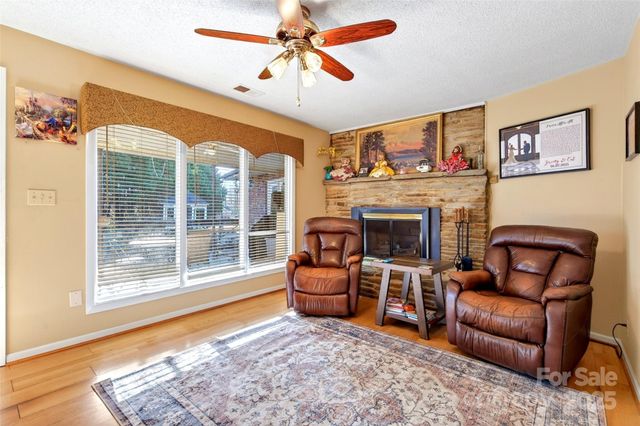 60 Greenwood Drive, Marion, NC 28752