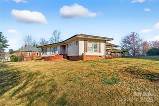 60 Greenwood Drive, Marion, NC 28752