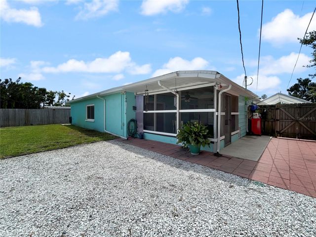 2307 EMORY AVENUE, Bradenton, FL 34207