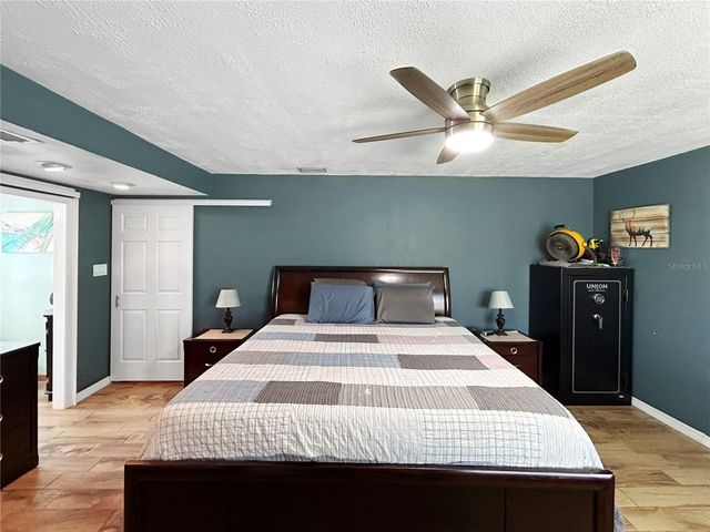 2307 EMORY AVENUE, Bradenton, FL 34207