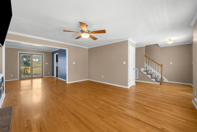 1477 Cedar Springs Cir, Clarksville, TN 37042