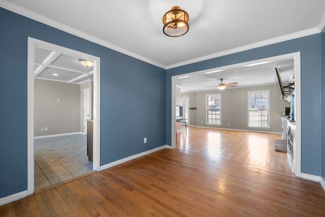 1477 Cedar Springs Cir, Clarksville, TN 37042