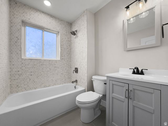 53 W 1800 S, Bountiful, UT 84010