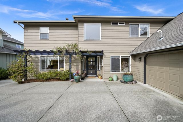 6934 Holeman Avenue, Blaine, WA 98230