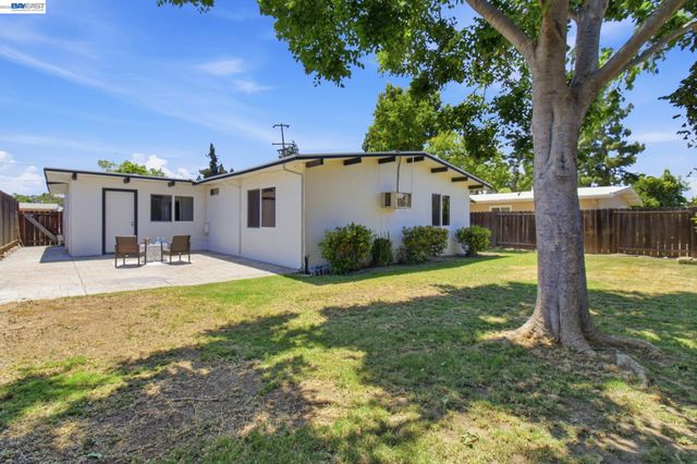 774 Mariposa Ave, Livermore, CA 94551